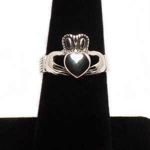 925 Sterling Silver Claddagh Ring - SZ 8